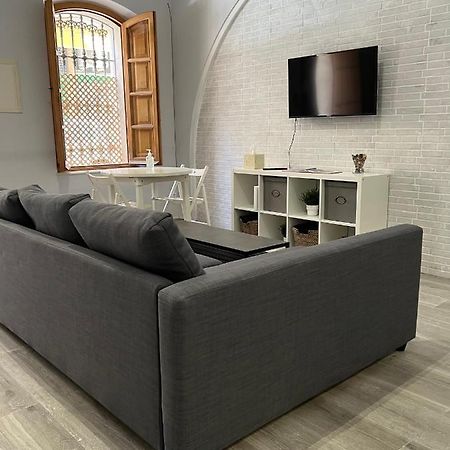 Braxo Triana Apartman Sevilla Kültér fotó